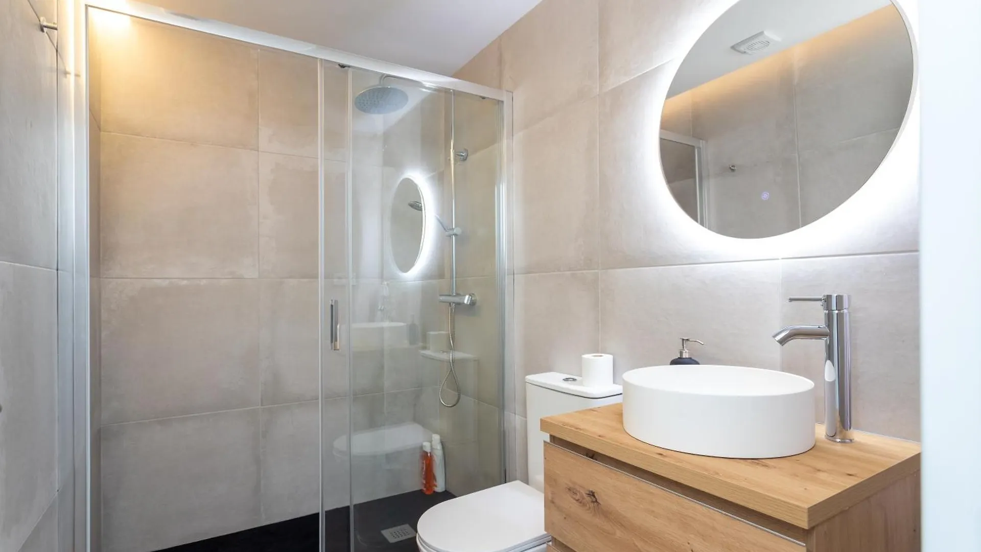 Antique Soul Apartments & Studios Ramblas برشلونة