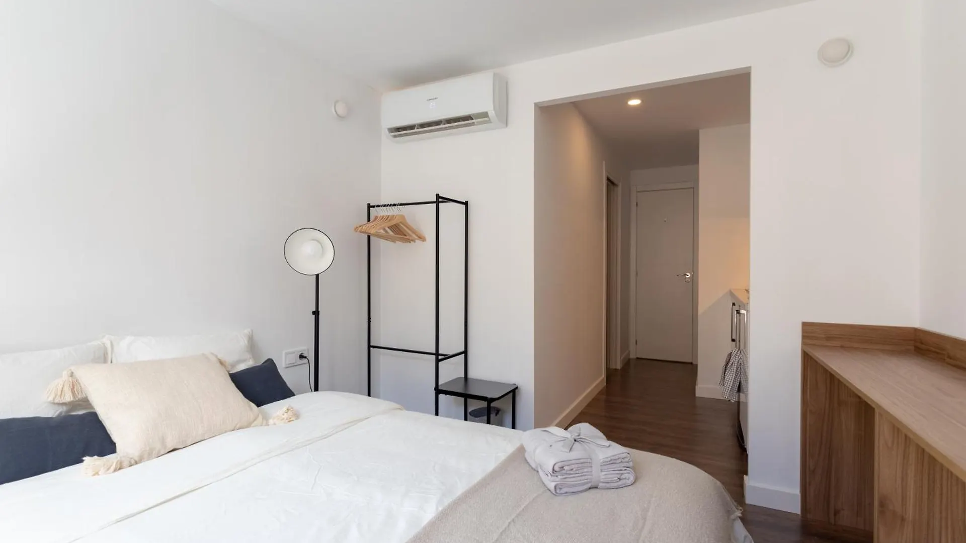 Antique Soul Apartments & Studios Ramblas برشلونة إسبانيا