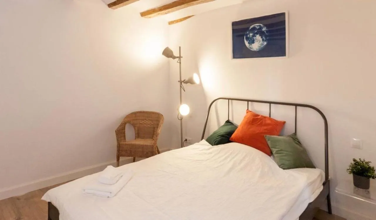 Antique Soul Apartments & Studios Ramblas برشلونة 0*,  إسبانيا