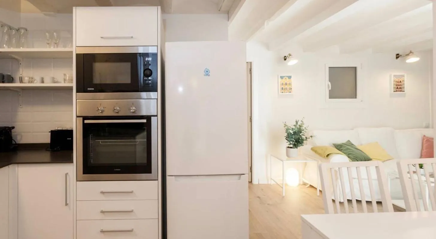 Antique Soul Apartments & Studios Ramblas برشلونة 0*,